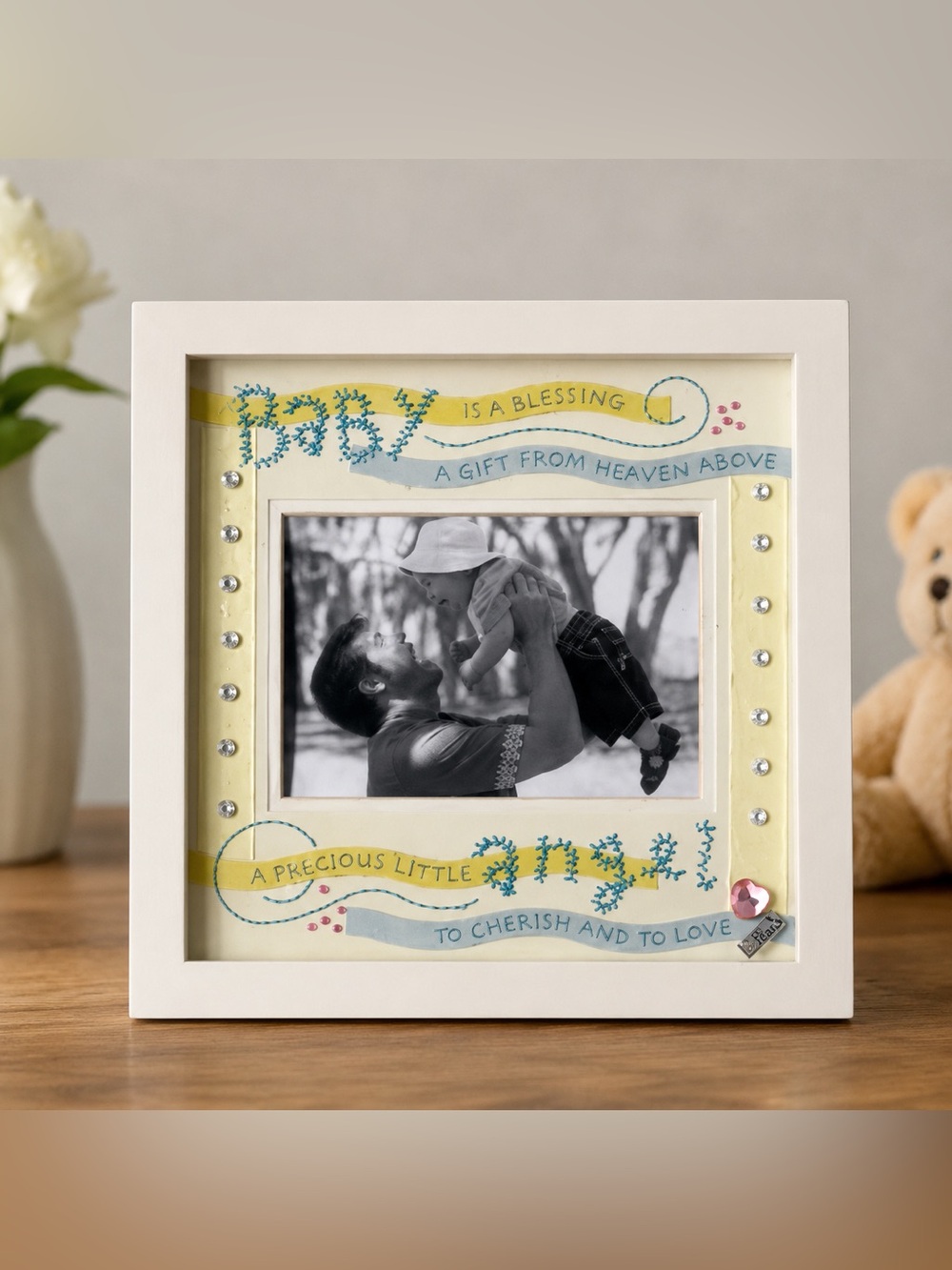 NWT Musical Baby Picture Frame Plaque